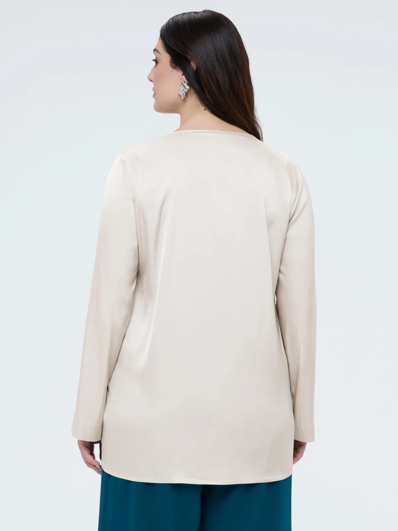 Blusa scollo a V in raso di viscosa