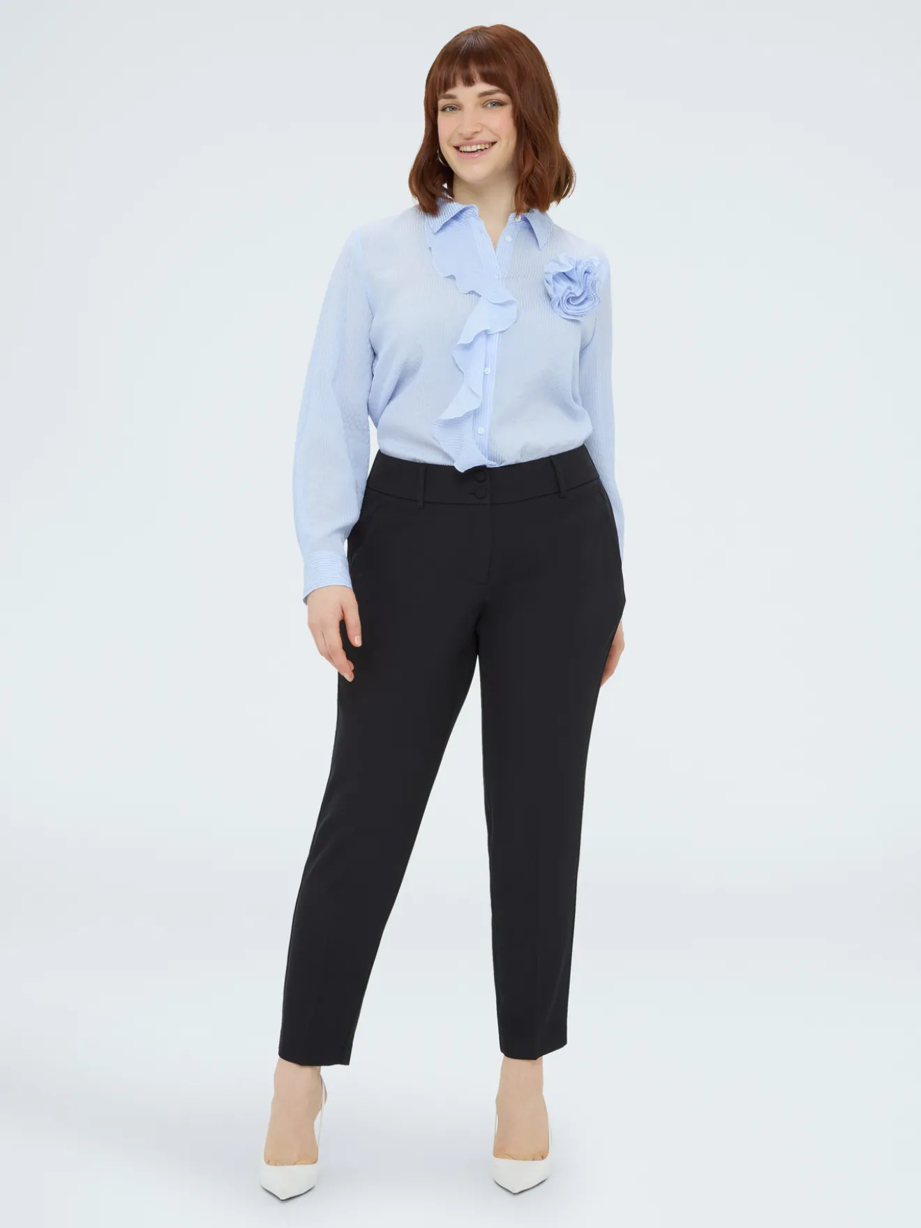 Camicia con volant e fiore