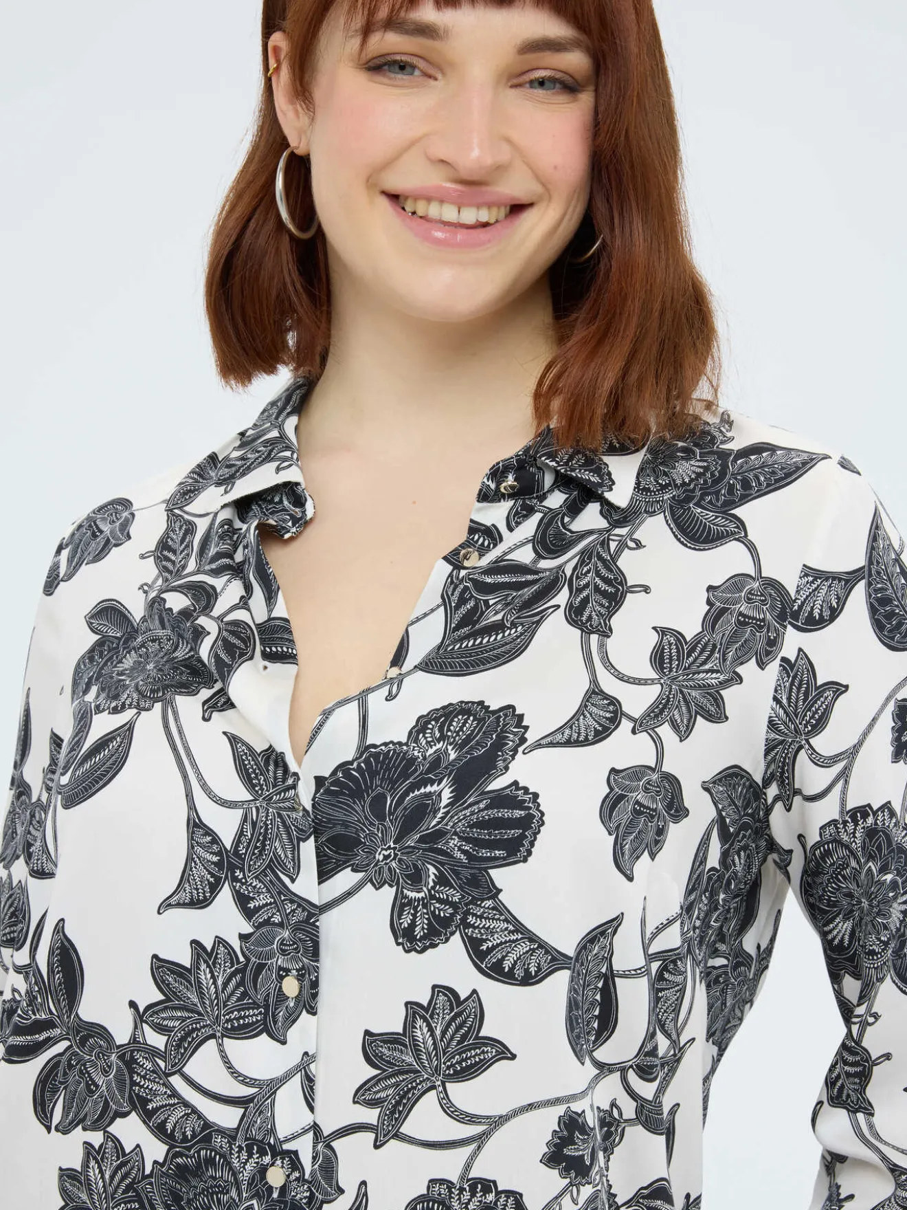 Camicia in raso stampa floreale