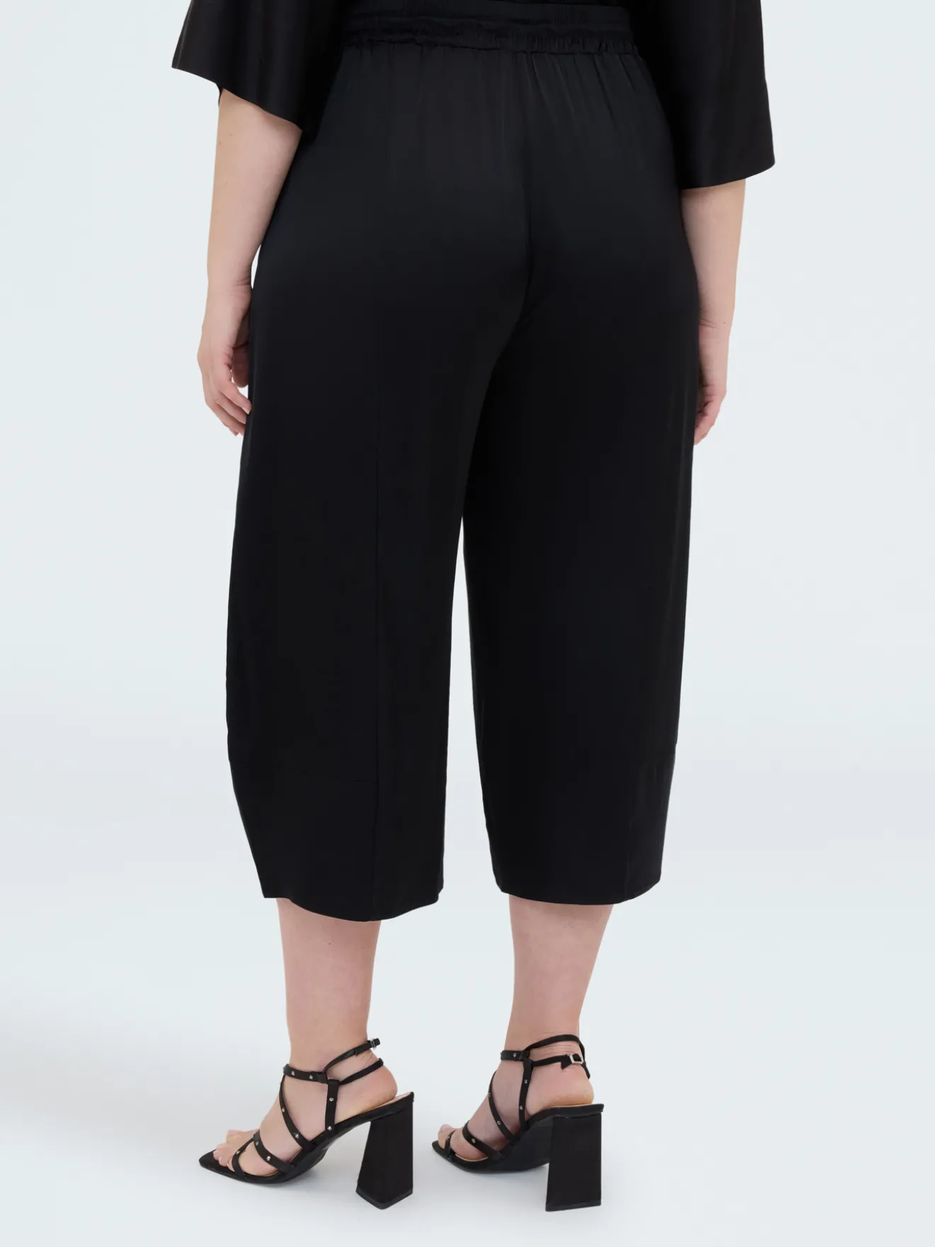 Pantaloni Balloon in raso stretch