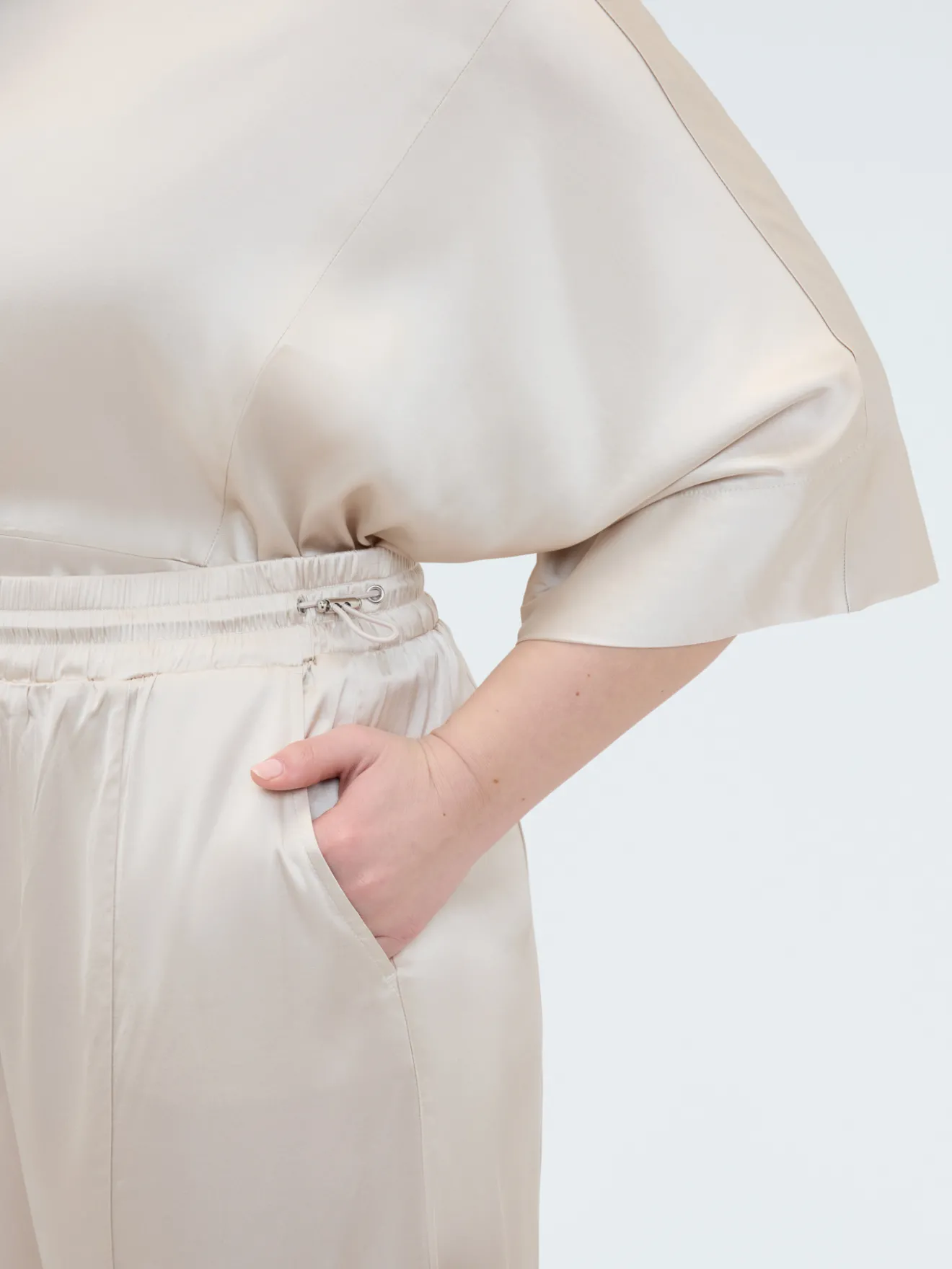 Pantaloni Balloon in raso stretch
