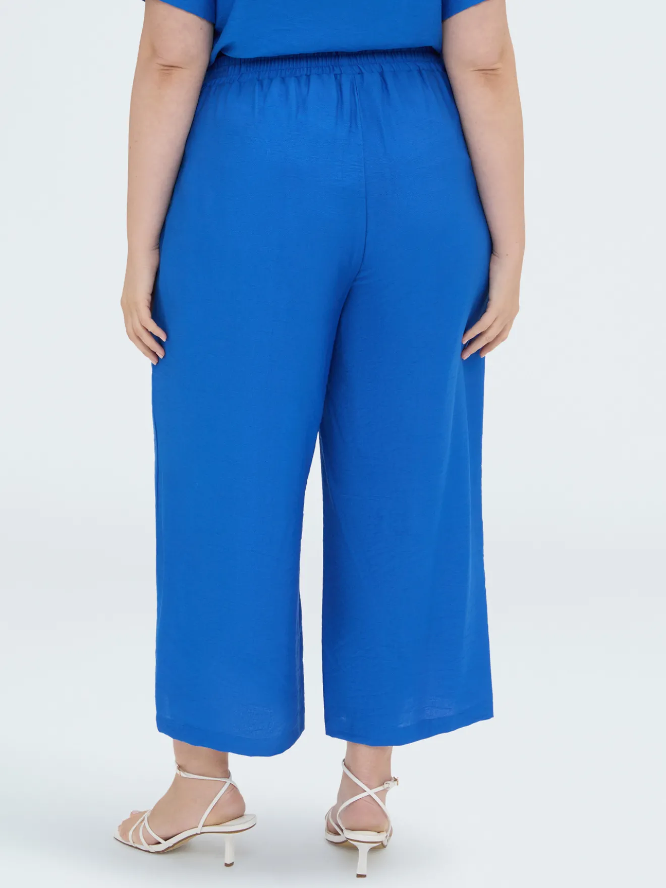 Pantaloni cropped in viscosa