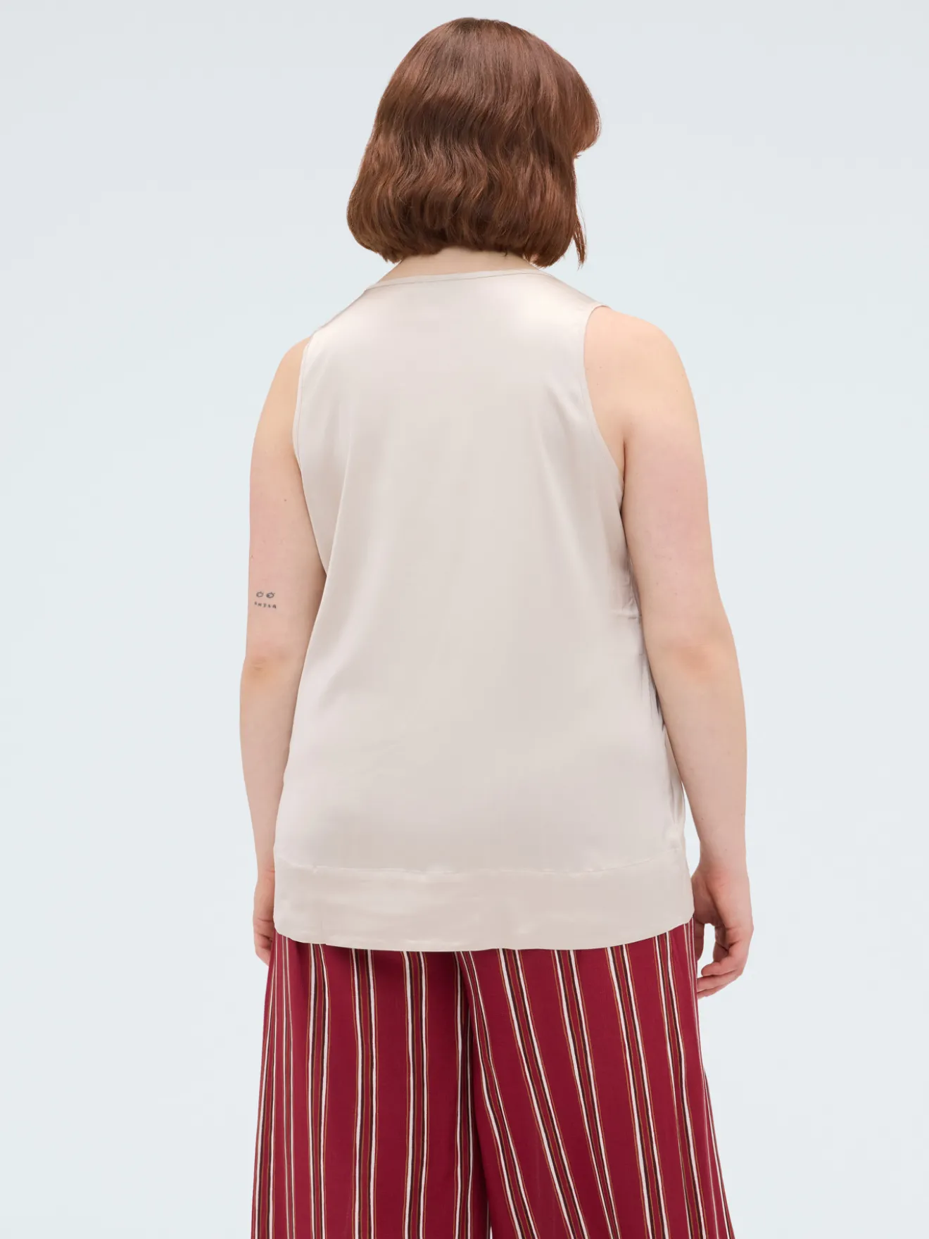 Top in raso di viscosa stretch