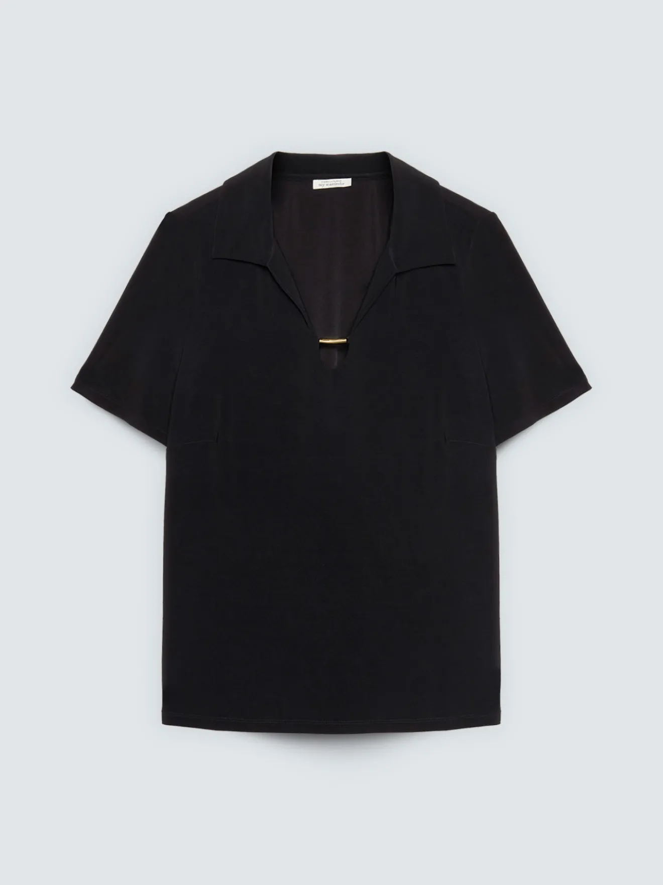 T-shirt in jersey con dettaglio sullo scollo